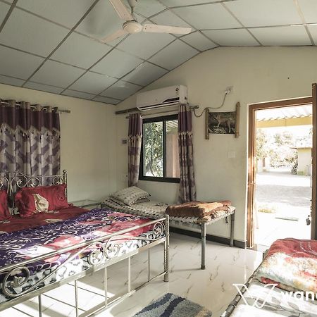 Lookout Villa - A Wandertrails Stay Sasan Gir Buitenkant foto